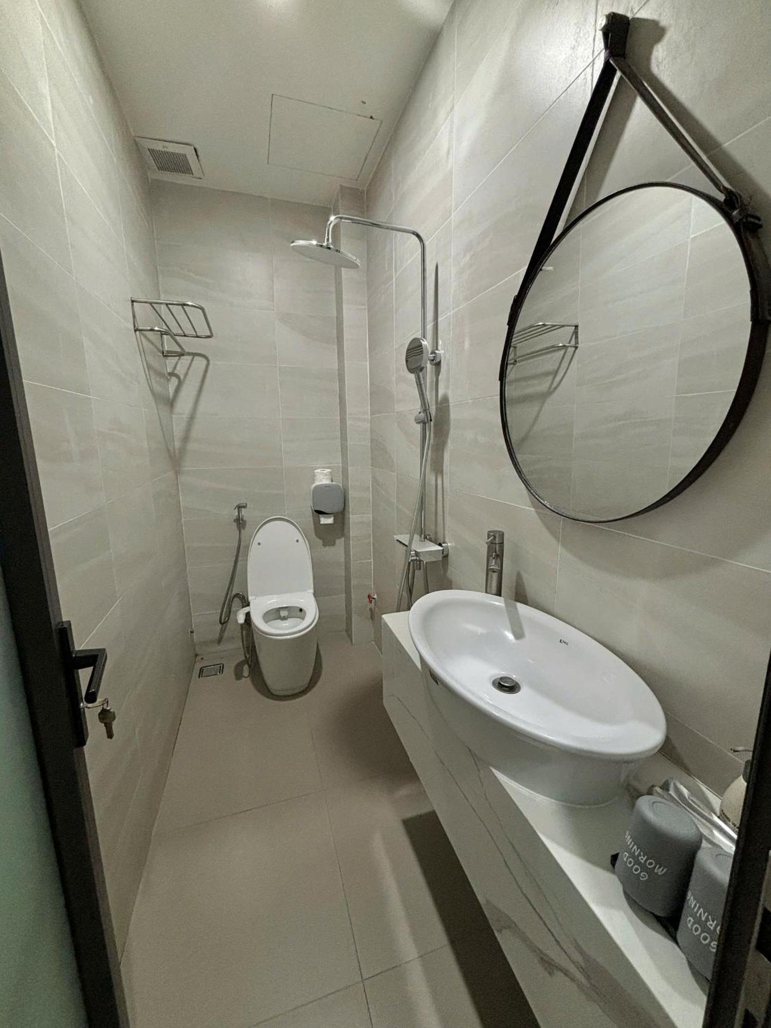 Pota Hotel & Apartment Дананг Экстерьер фото